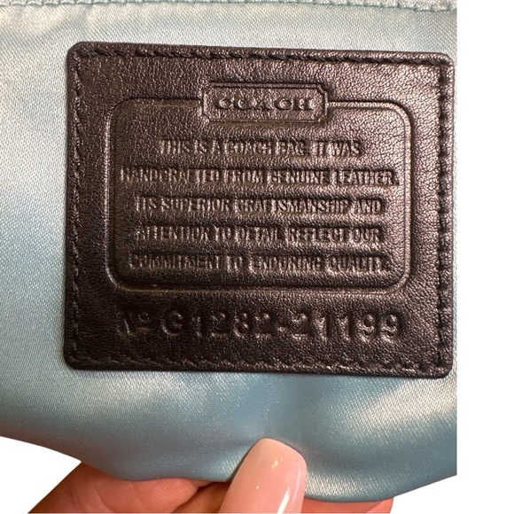 Coach Poppy Slim Black Crackled Leather Convertible Bag EUC - Picture 13 of 16